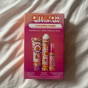 NWT Amika Everyday Magic Set